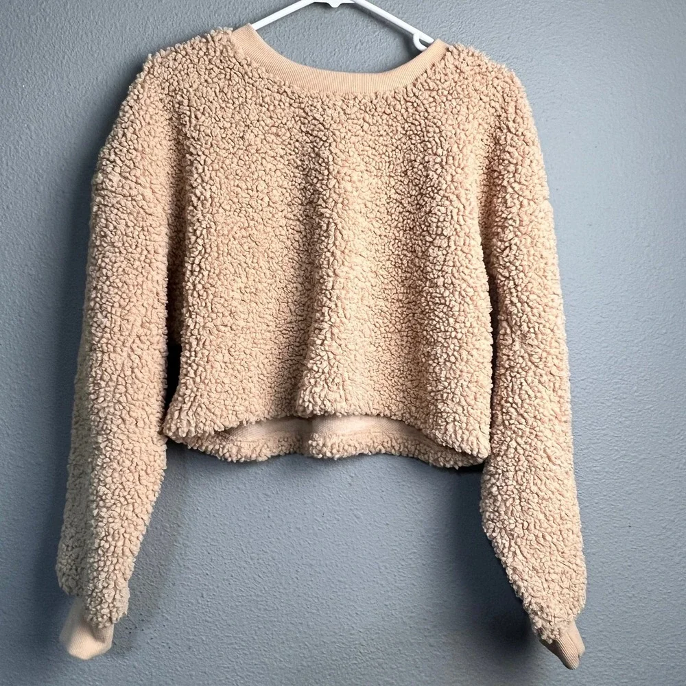Wild Fable Tan Faux Fur Sherpa Cozy Cropped Sweatshirt S Relaxed Borg Pullover - Picture 1 of 9